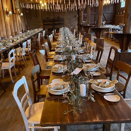 Schloss Diepenbrock Hotel *